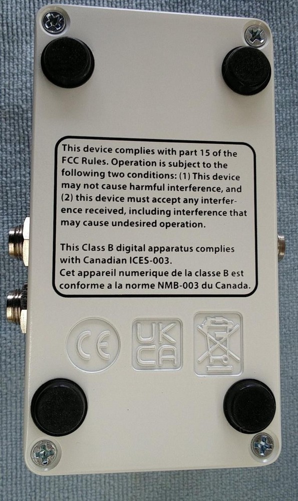 ELECTRO HARMONIX MOD 11 Modulator Effect Pedal