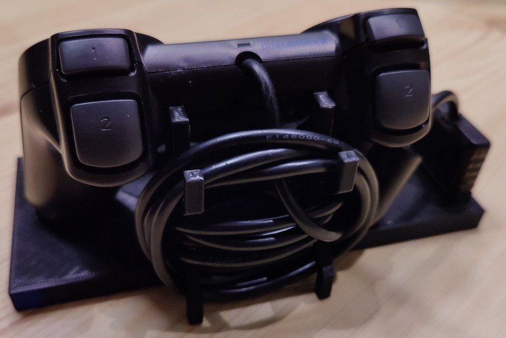 PlayStation 2 Controller Stand | PS2 Controller Holder Dock – Retro Display