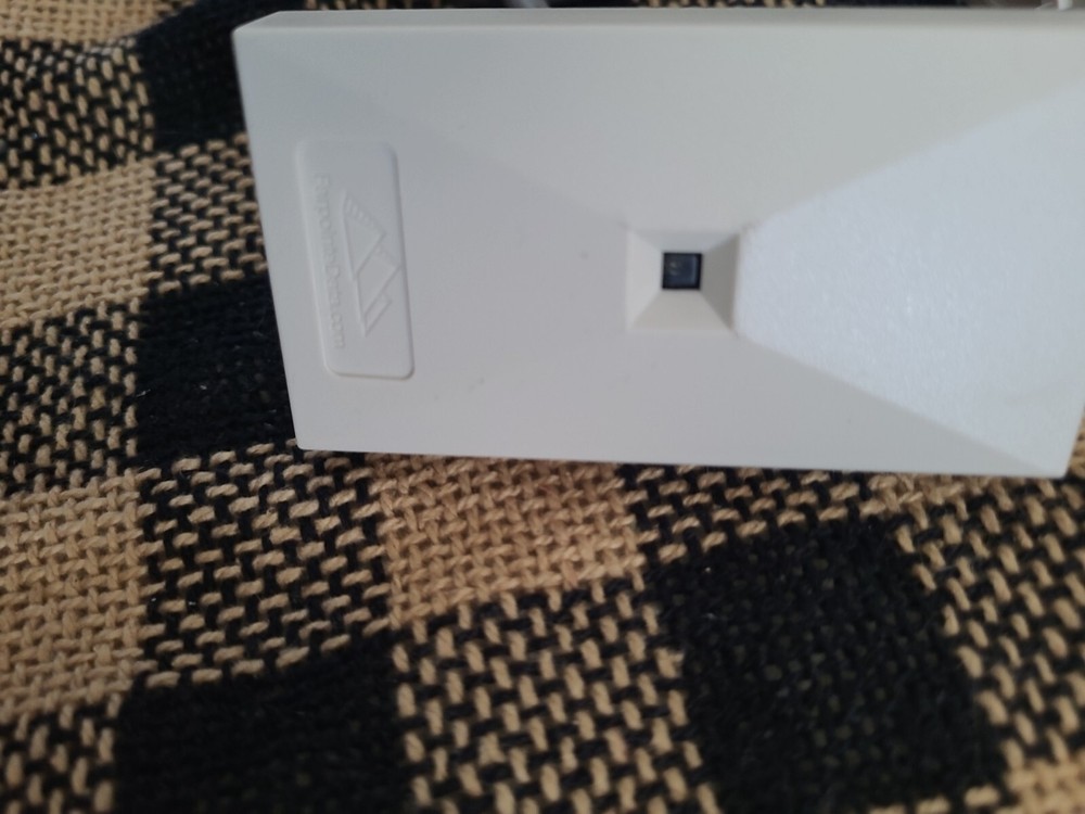 Linear P-300HAS Fairpointe Data Proximity Card Reader - used