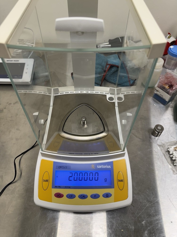 Sartorius CPA 124S Analytical Balance