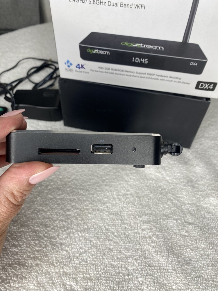 DigiXstream DX4 Quad Core 4K Android Media Box Original Box