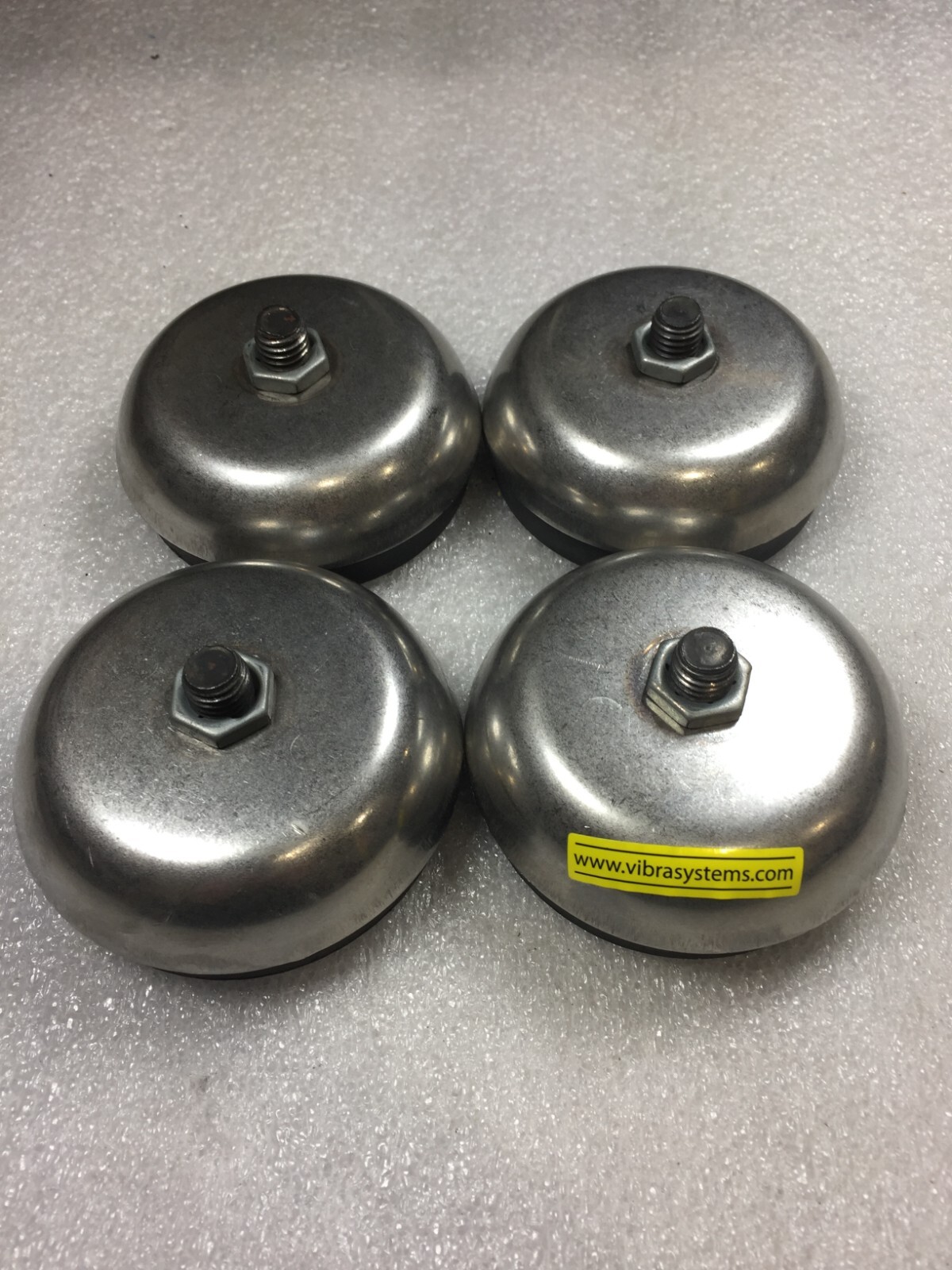 SET OF 4 VIBRASYSTEMS ANTI VIBRATION FEET 4IN DIAMETER 2IN HEIGHT 1IN RUBBER