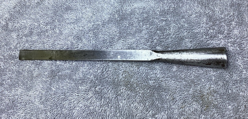 VTG. D.R. BARTON 3/8” FIRMER SOCKET CHISEL