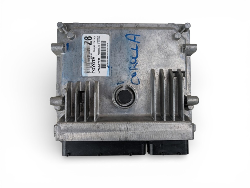 2014 Toyota Corolla Engine Control Module ECM 89661-0ZB40 OEM
