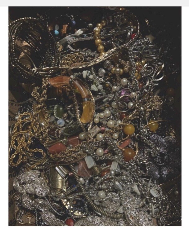 Vintage/Designer Unsearched Estate Jewelry Lot 2Lbs + Crown!