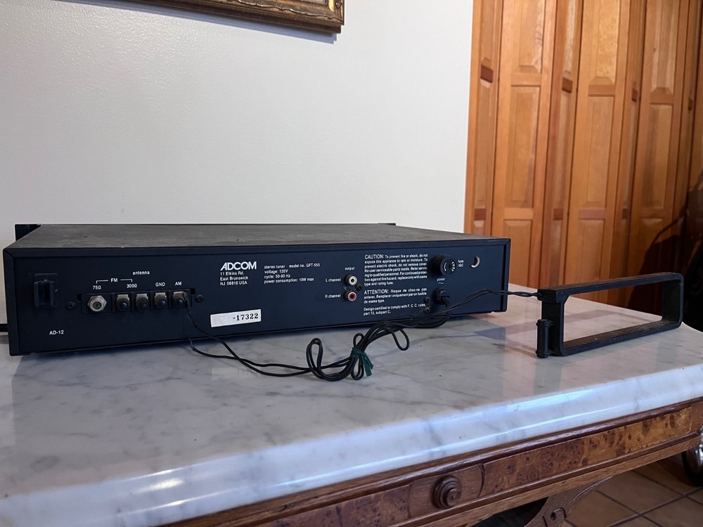 Adcom GFT-555 Digital Stereo Tuner