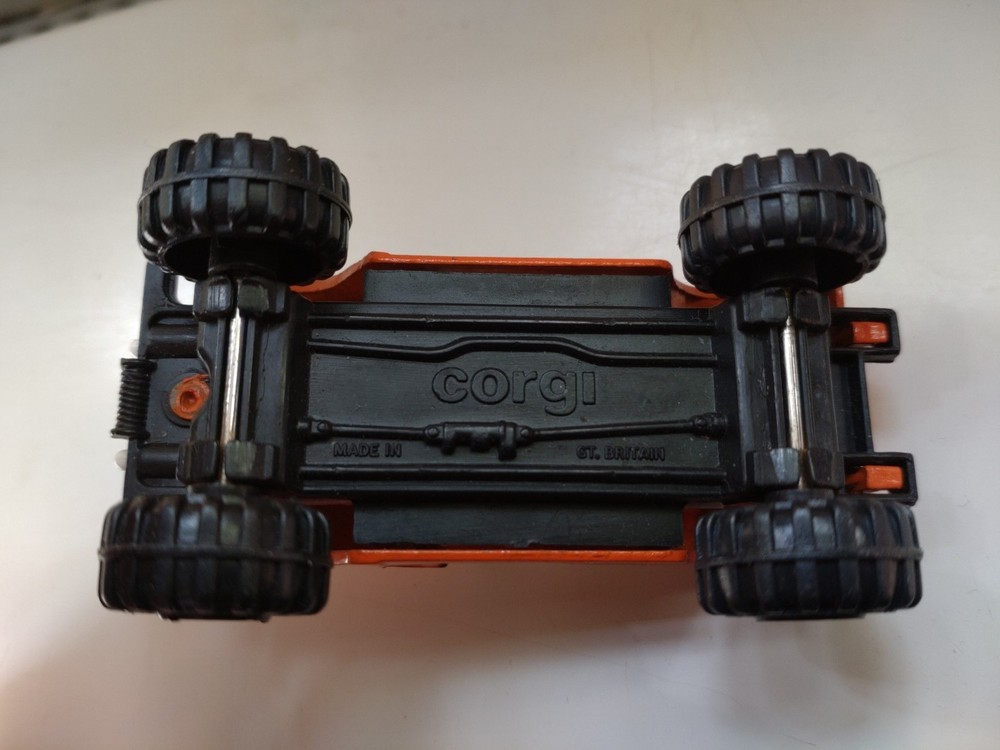 CORGI JUNIORS JEEP #322
