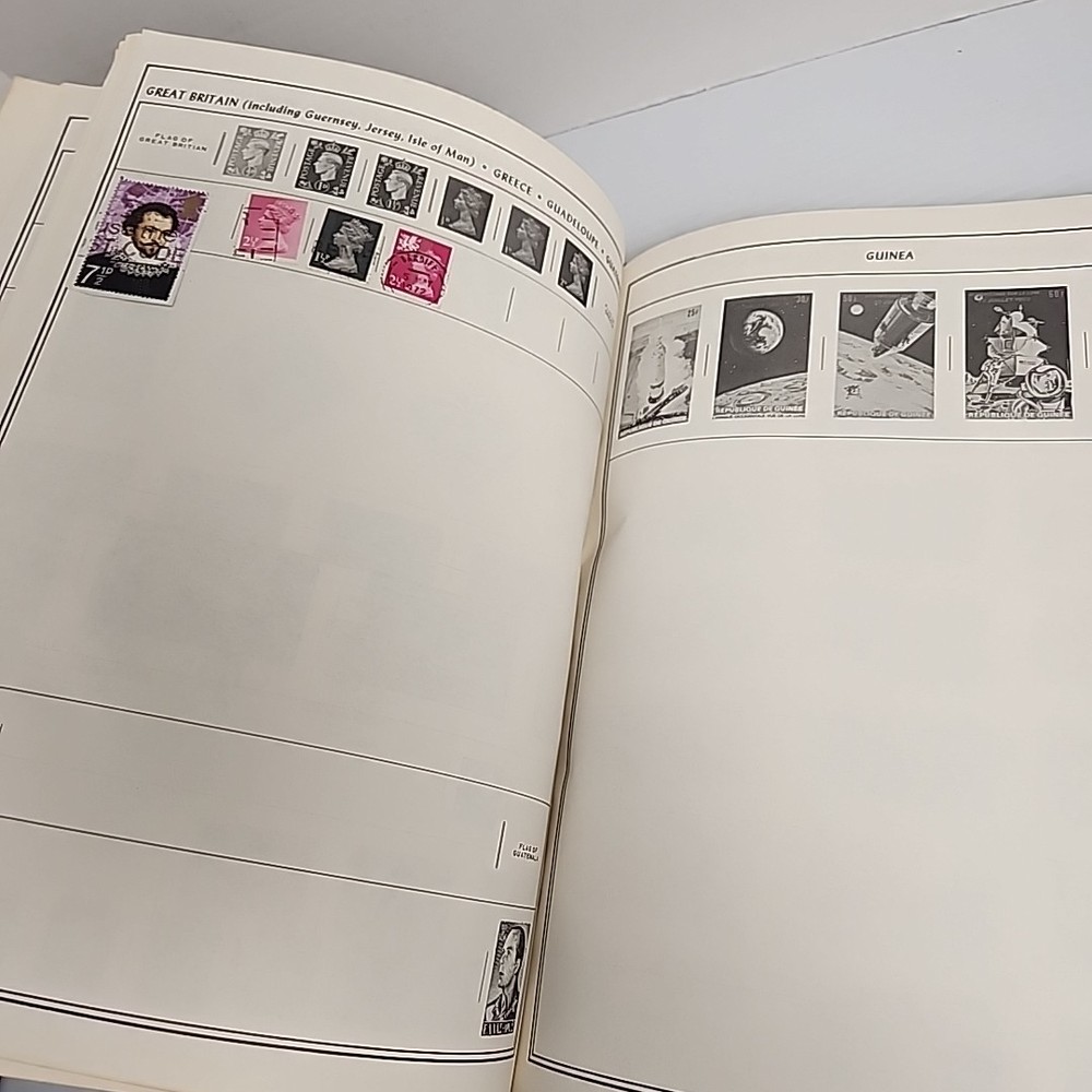 Harris Pioneer World Wide Postage Stamp Album 1977 180+ Stamps Collection & USA