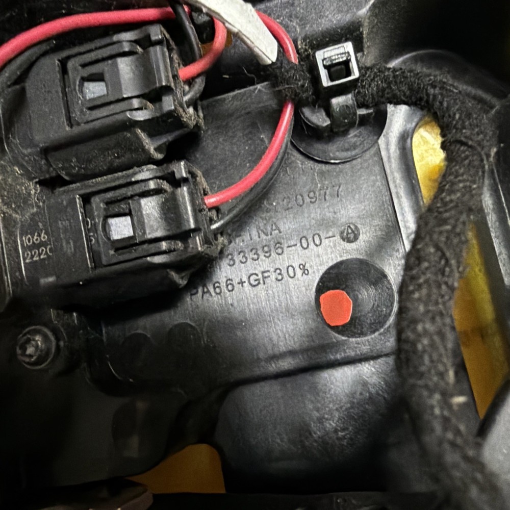 OEM 2012-2015 Model S front RIGHT Exterior Door Handle Outer /