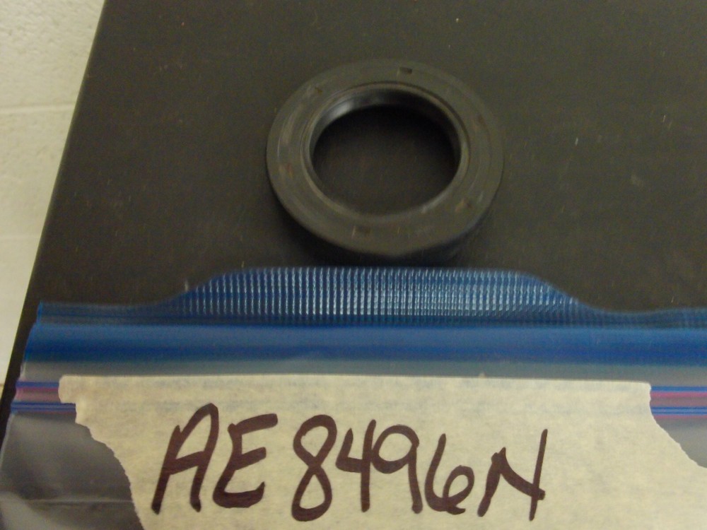 AGCO- SEAL - AE8496N -  BX4ARL