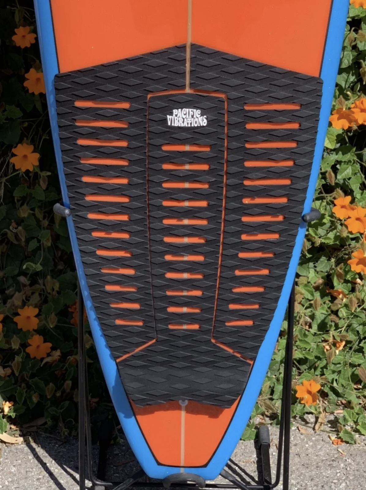 Pacific Vibrations Longboard surfboard 3 piece 25" tailpad