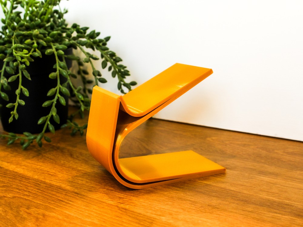 Universal Controller Stand 3D – Durable and Modern Gaming Holder