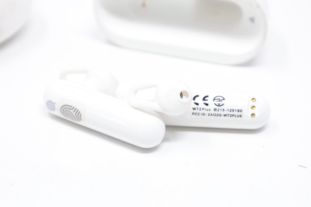 Timekettle WT2 Plus Earphone-type Translator Mutual Interpreter white