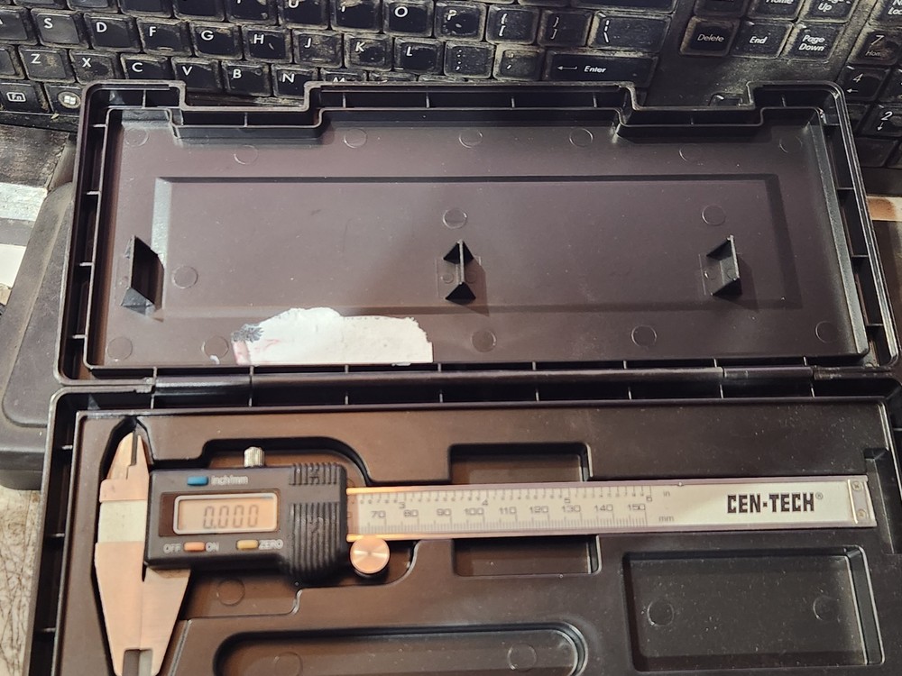 Cen-Tech 6”/ 150mm Digital Caliper with Hard Case