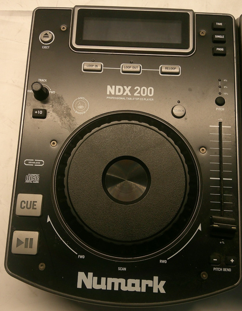 NUMARK DJ NDX200 Professional Tabletop CD PLAYER Mix LOOP Q Digital