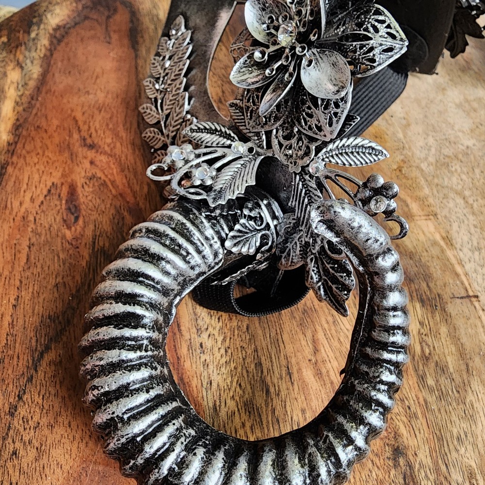 Attitude Studio Silver Floral Mythical Horn Mask