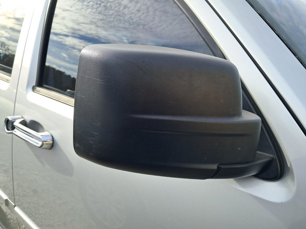 NITRO 2010 Glove Box 4902541