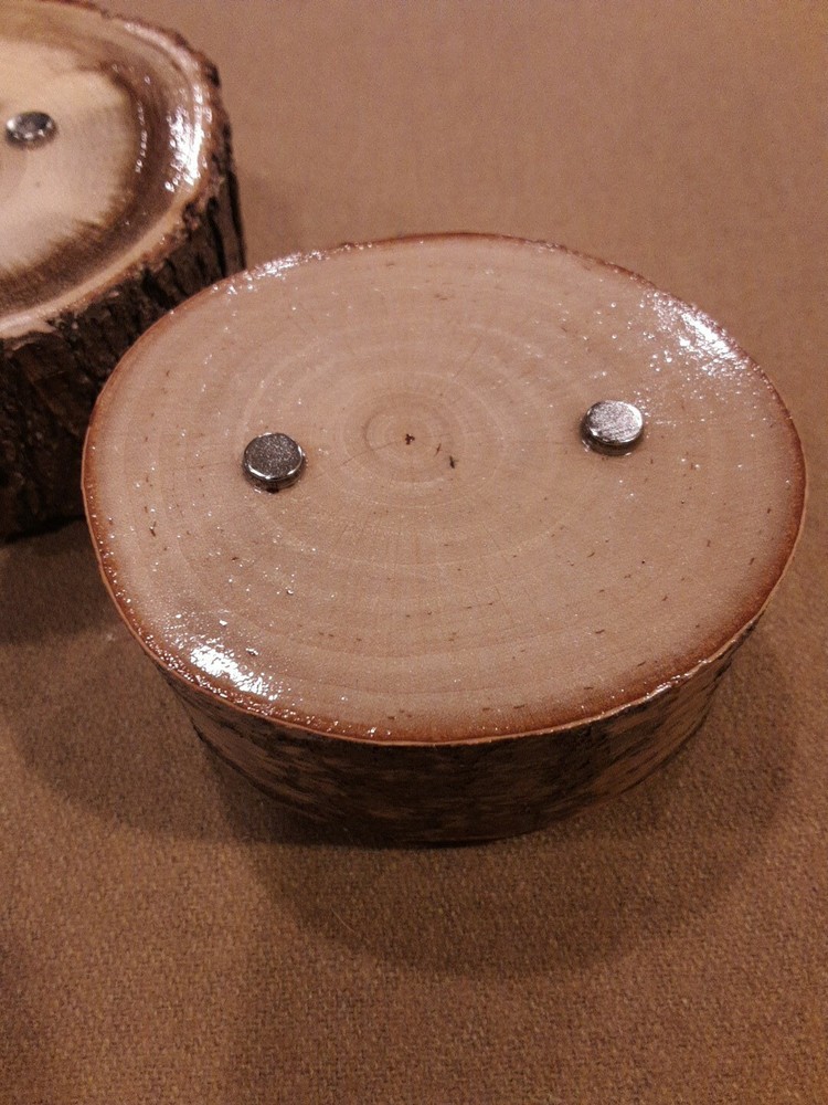 KNIFE DISPLAY STANDS, LILAC & BIRCH. (2-pcs)