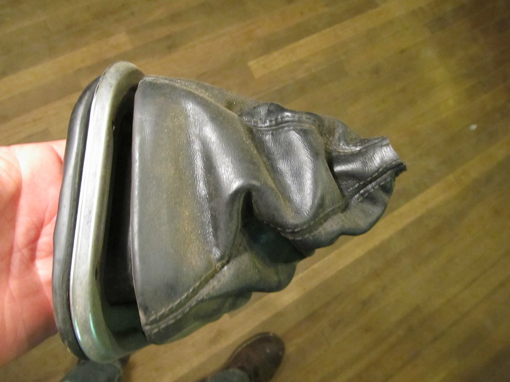 Vega Straight Shift Shifter Boot and Ring #2