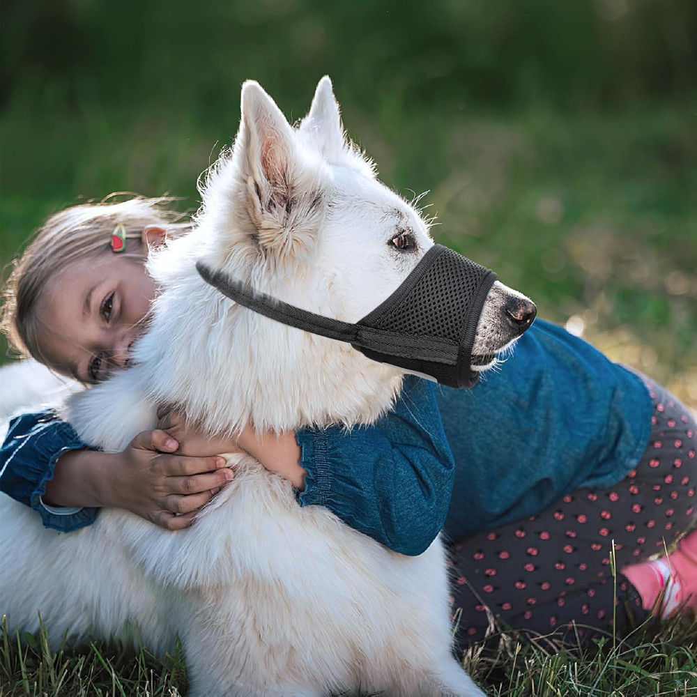 Dog Muzzle,Soft Nylon Muzzle anti Biting Barking Chewing,Air Mesh Breathable Dri