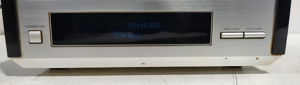 Yamaha CDX-E100 Single Disc Tray Compact Disc Vintage CD Player System