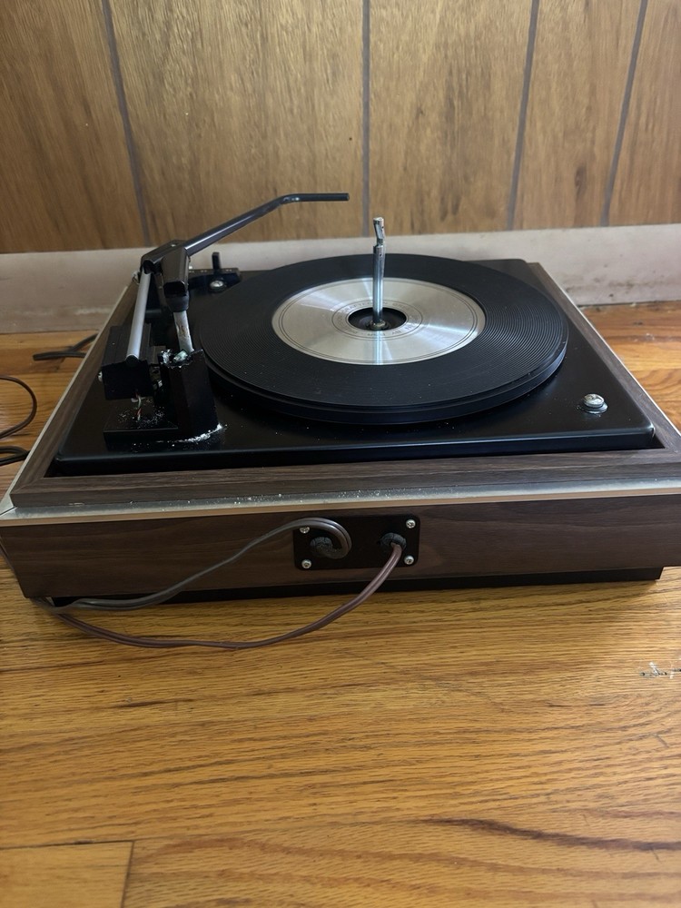 Vintage Lloyd’s Turntable Record Player