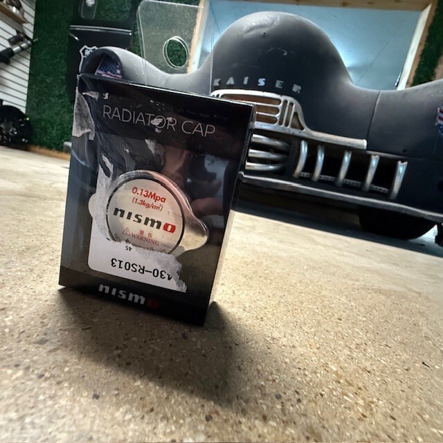 (1) NISMO 21430-RS013 Racing radiator cap pressure P=0.13MPa Genuine oem Nissan