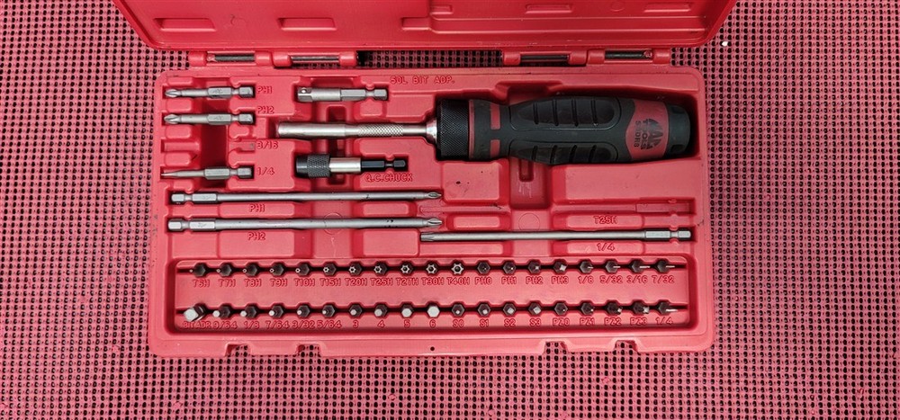MAC TOOLS SBDR49SA MAC-GRIP RATCHETING 1/4" HEX BIT SCREWDRIVER SET 2PC MISSING