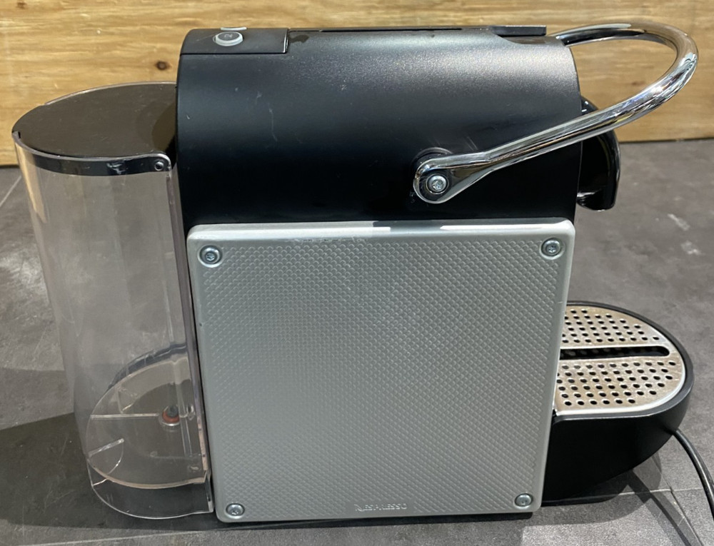 Nespresso Pixie EN127 Espresso Machine DeLonghi 19 Bar Silver
