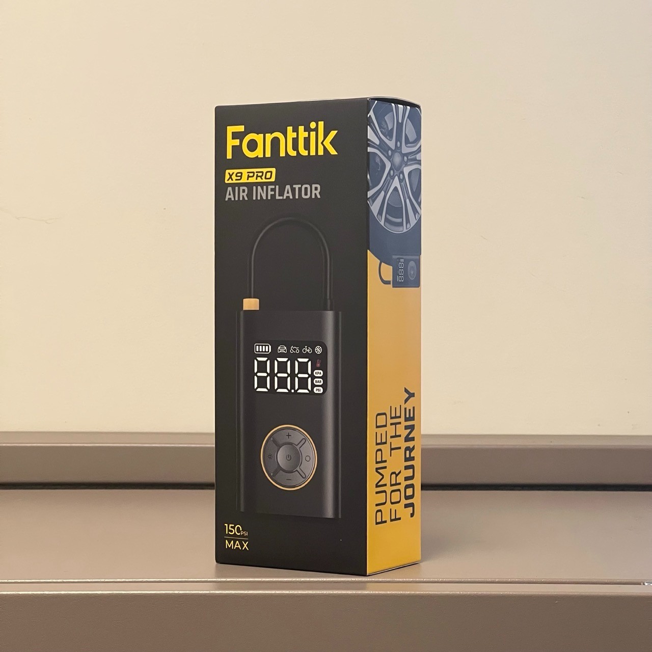 Fanttik X9 Pro Portable Tire Inflator for Motorcycle, 27s Fast Inflate Electric