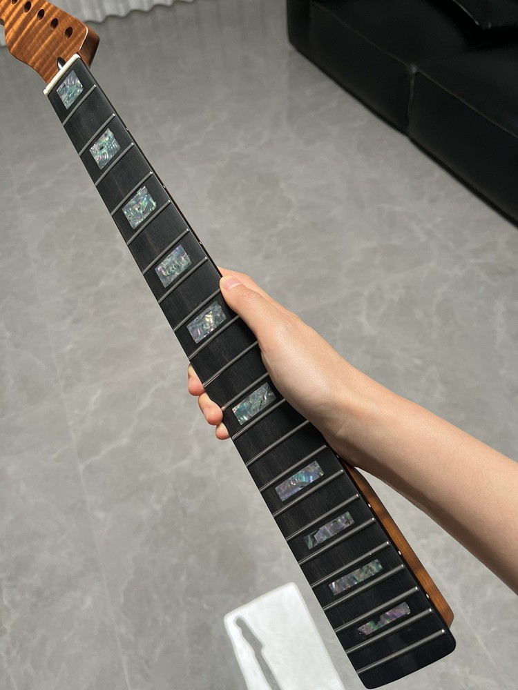 AAAAA Ebony Reverse Abalone shells 22Frets Roasting flame Maple Electric guitar
