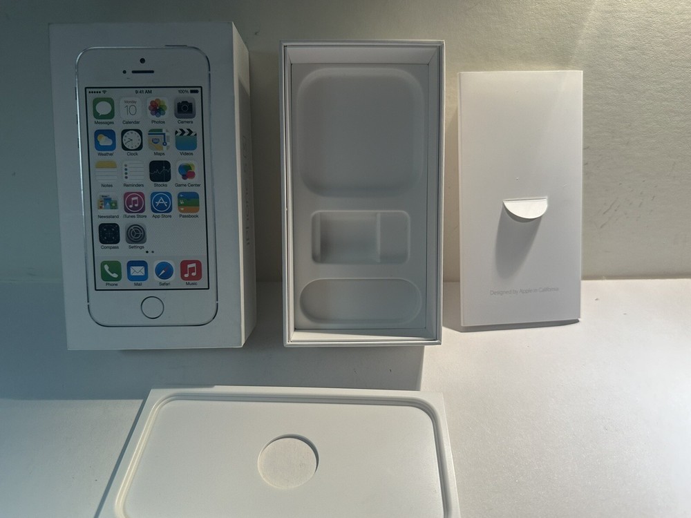Apple iPhone 5S 32GB Empty Box W/ Inserts