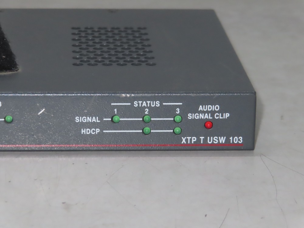 Extron XTP T USW 103 Three Input XTP Switcher Integrated Transmitter