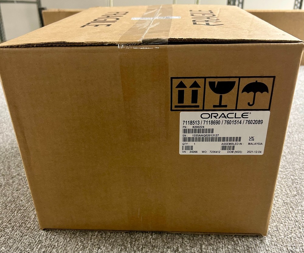 Flexible stand with adjustable tilt for Oracle MICROS Workstations