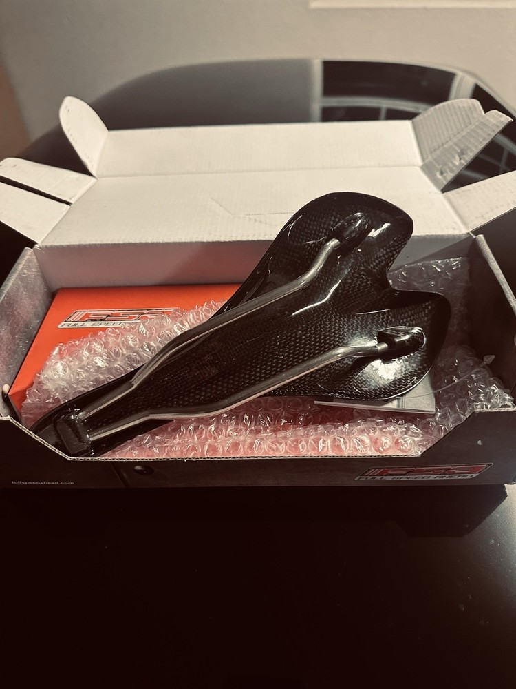 Bicycle seat, carbon, FSA,