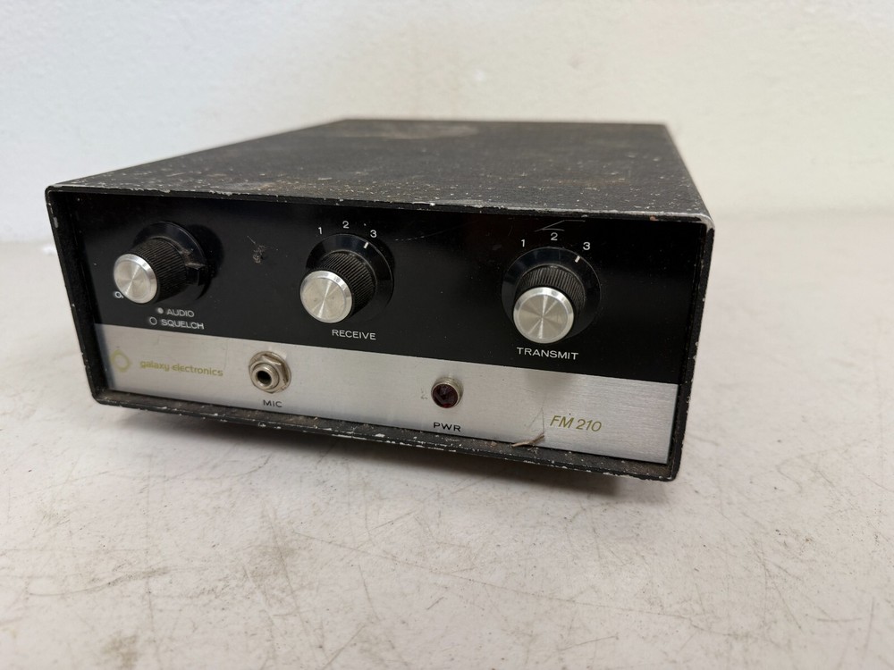 Galaxy FM-210 Amateur VHF transceiver 3 regular XTAL controlled