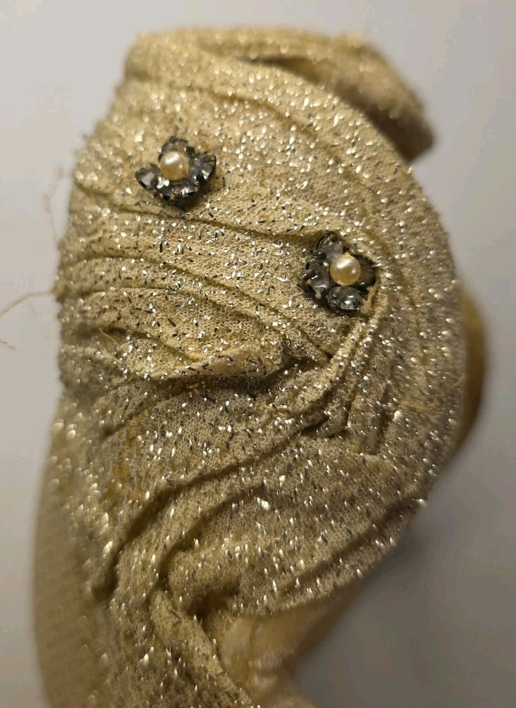 Vintage Womens Dress Hat With Charms