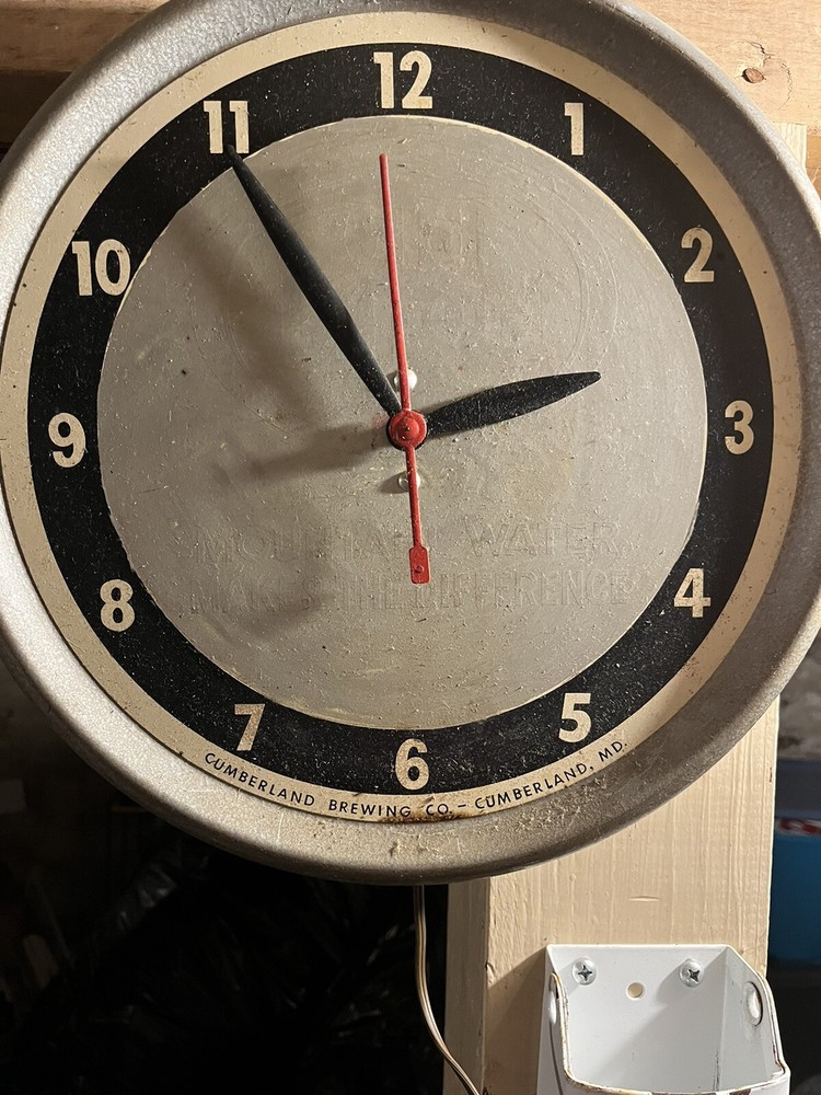 Cumberland Brewing Co. Original Working Clock