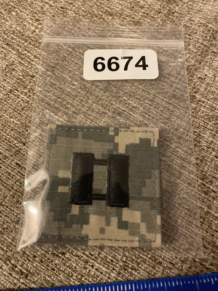 US Army Captain CPT O-3 Rank ACU Hook / Loop Pattern Military Patch INV6674