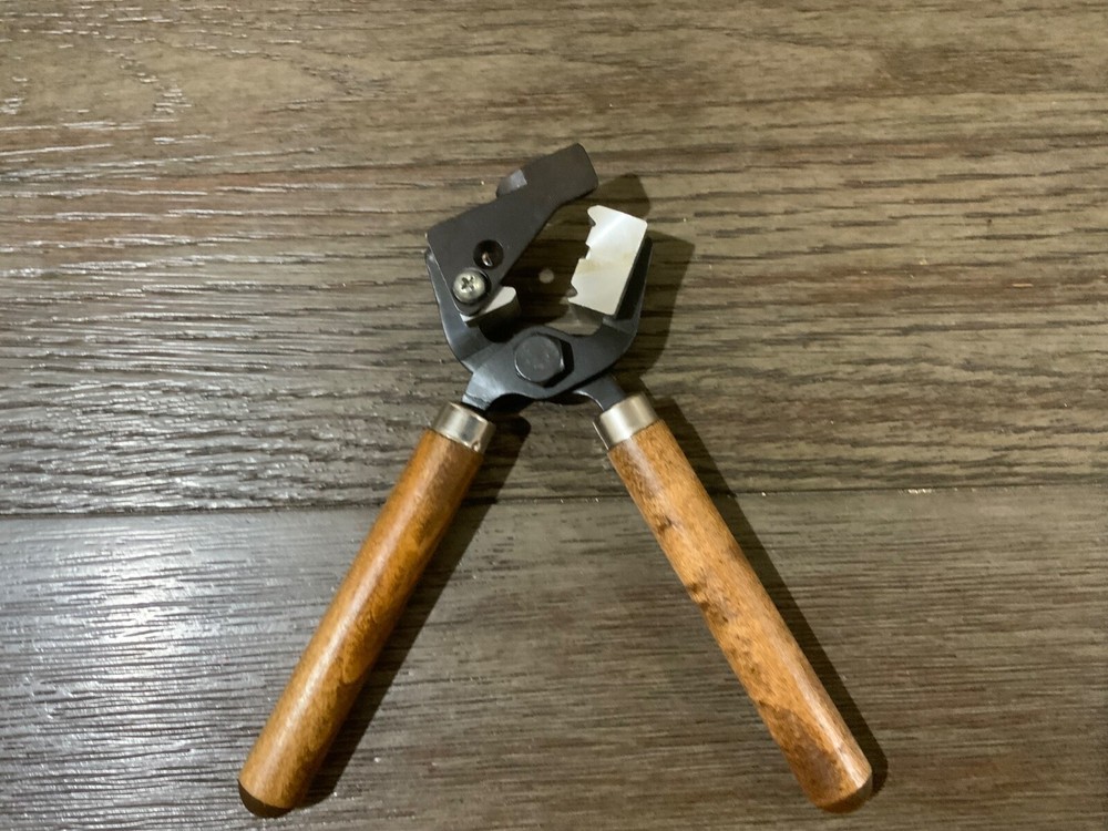 Lee Bullet Mold in Original Box