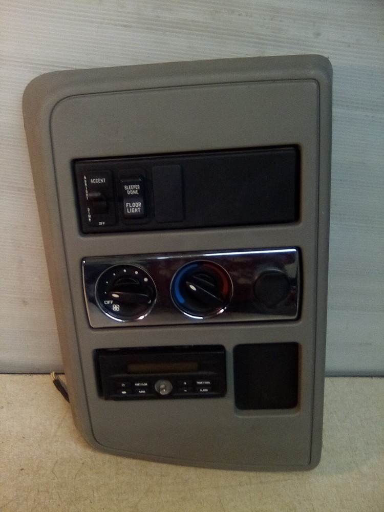 International Prostar Sleeper XS Sleeper Control Panel