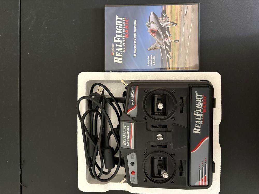 Great Planes RealFlight R/C Flight Simulator Basic w/ DVD ROM GPMZ4220