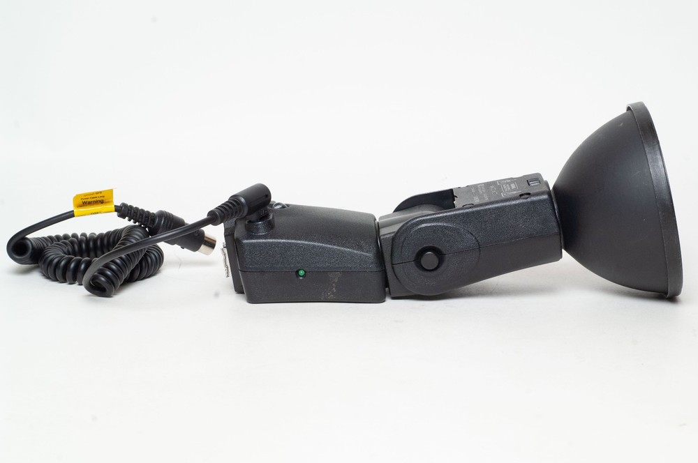 Minty Quantum Qflash QF8C TRIO Basic Shoe-Mount Camera Flash for Canon Cameras