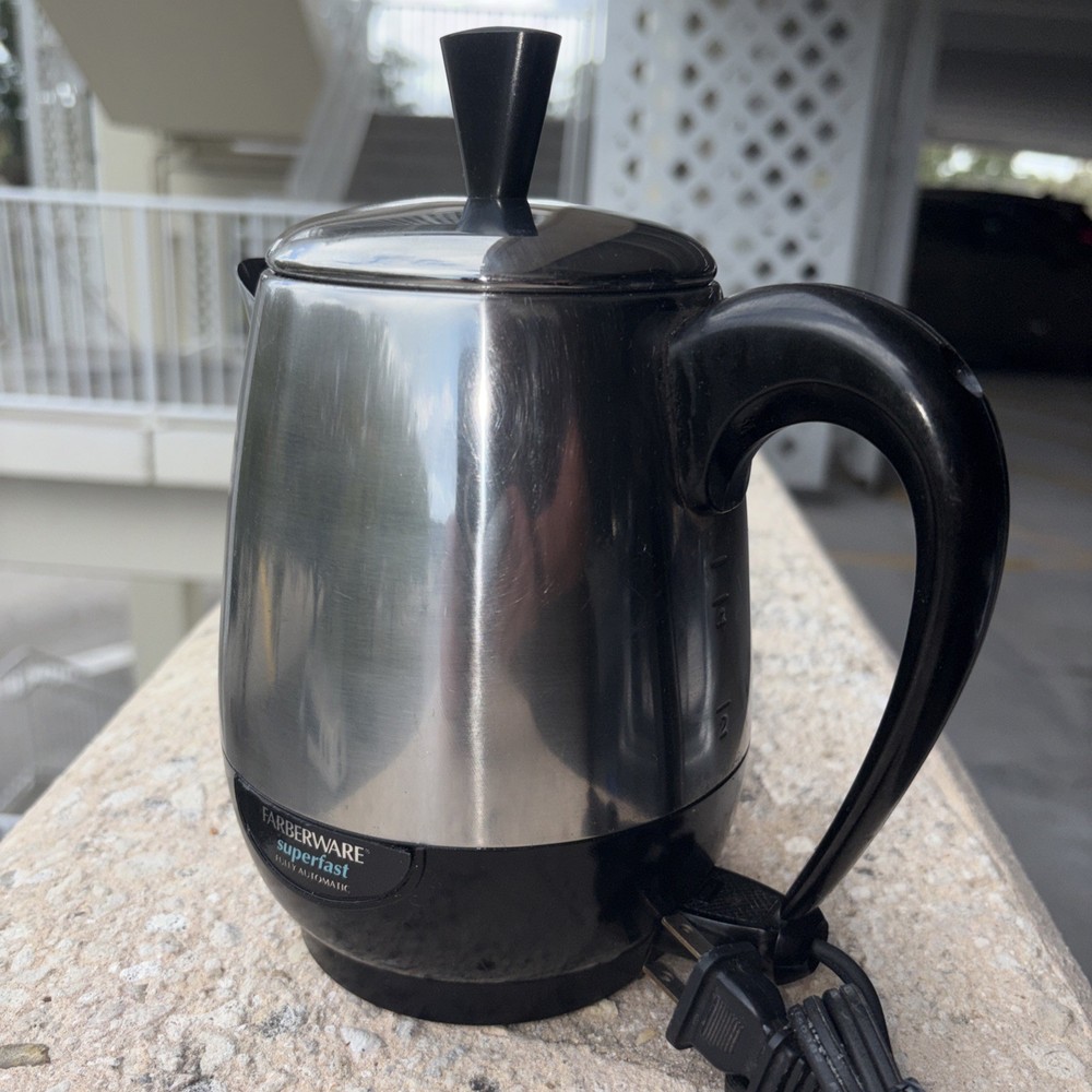 Vtg Farberware Superfast 2-4 Cup Automatic Coffee Percolator & Cord Model 134