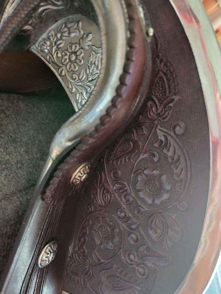 Peruvian Show Saddle