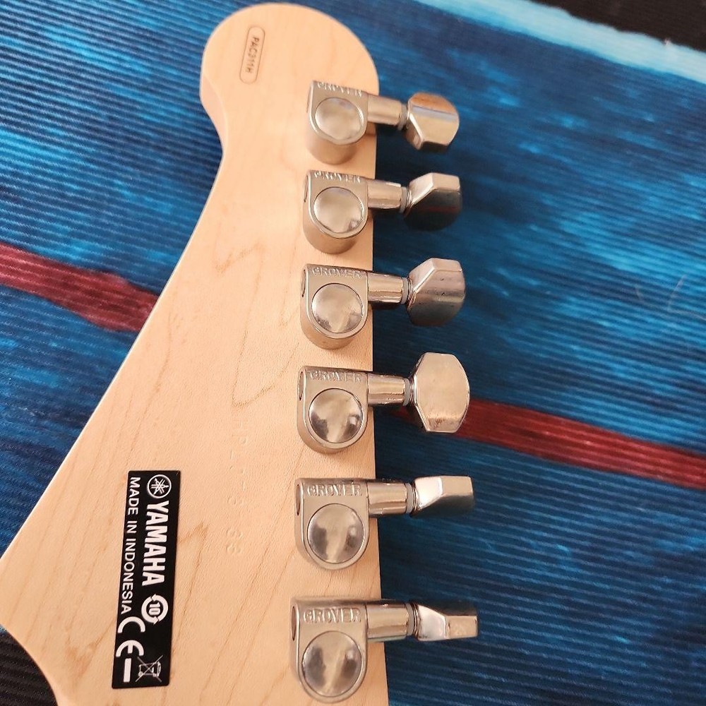 yamaha pacifica 311h Safe Packing!
