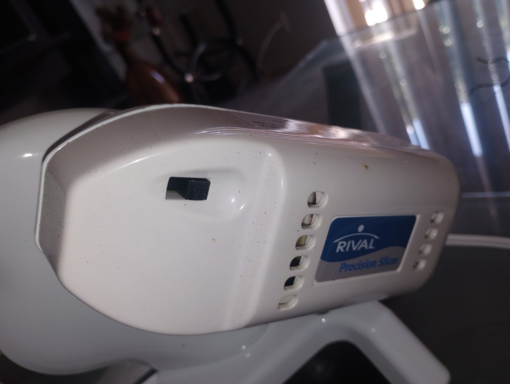 Rival Precision Meat And Cheese Sclicer