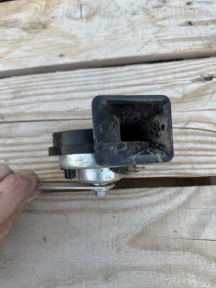 2011 Can-Am Spyder RSS Oem Horn