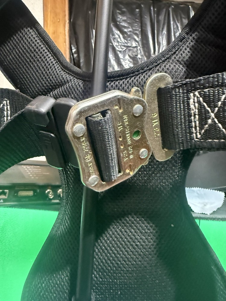 FallTech 7078BLX Full Body Harness L/XL Large XLarge E3