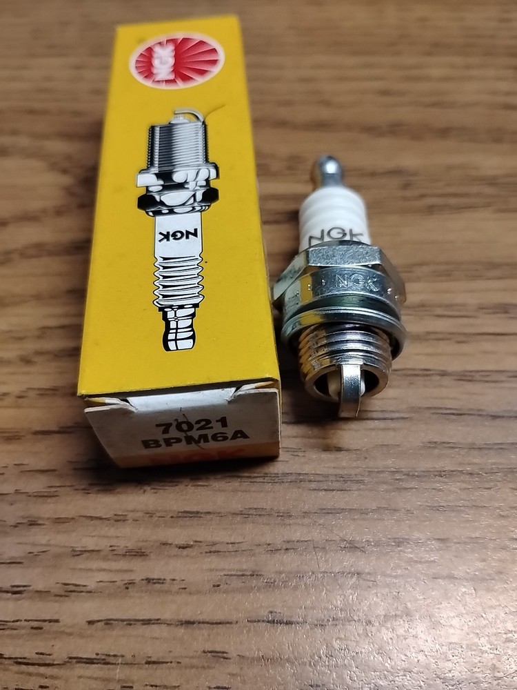 NGK BPM6A 7021 Standard Spark Plug 1pac